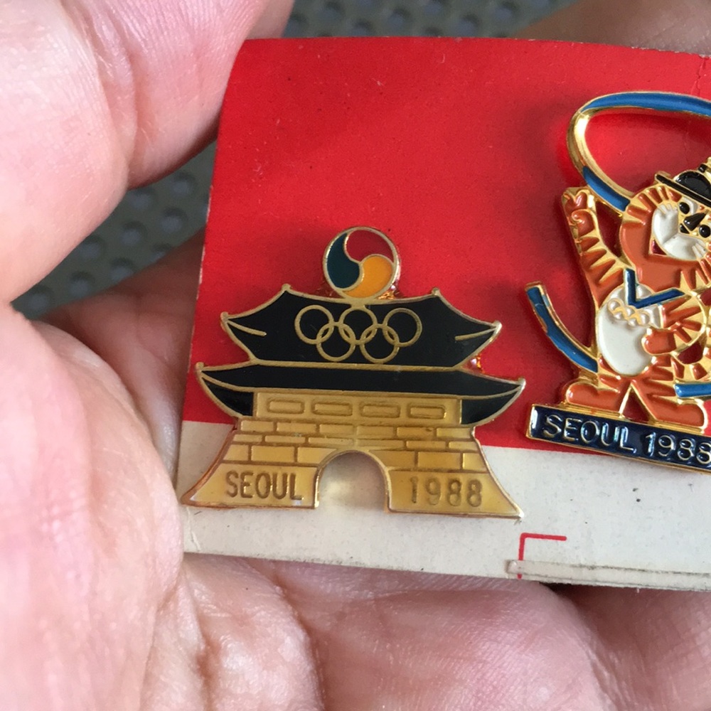 🖤1988 Seoul Olympic💕pin lot - Picture 3 of 15